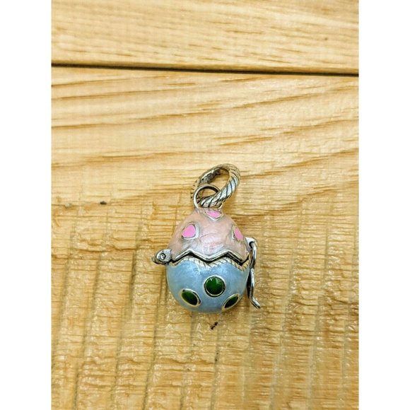 Brighton Bracelet Charm Pink & Blue Peep A Boo Egg Opens to Easter Chick - Picture 1 of 3